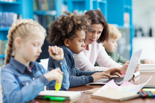An educator’s top tips to integrate AI into the classroom