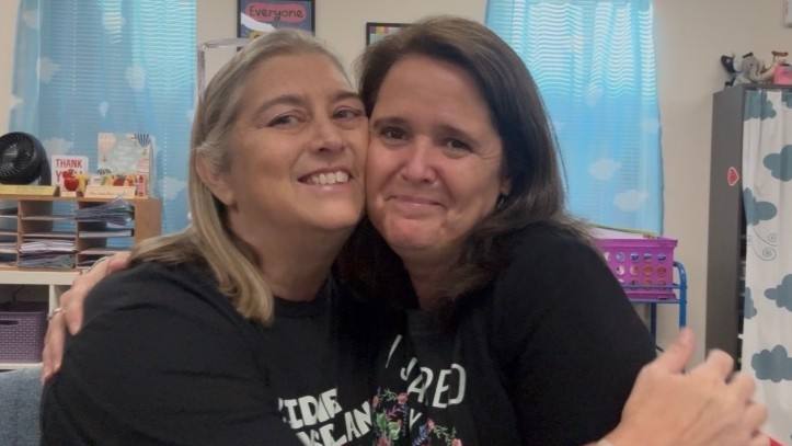 Teachers connect beyond the classroom through paired kidney donation (VIDEO)
